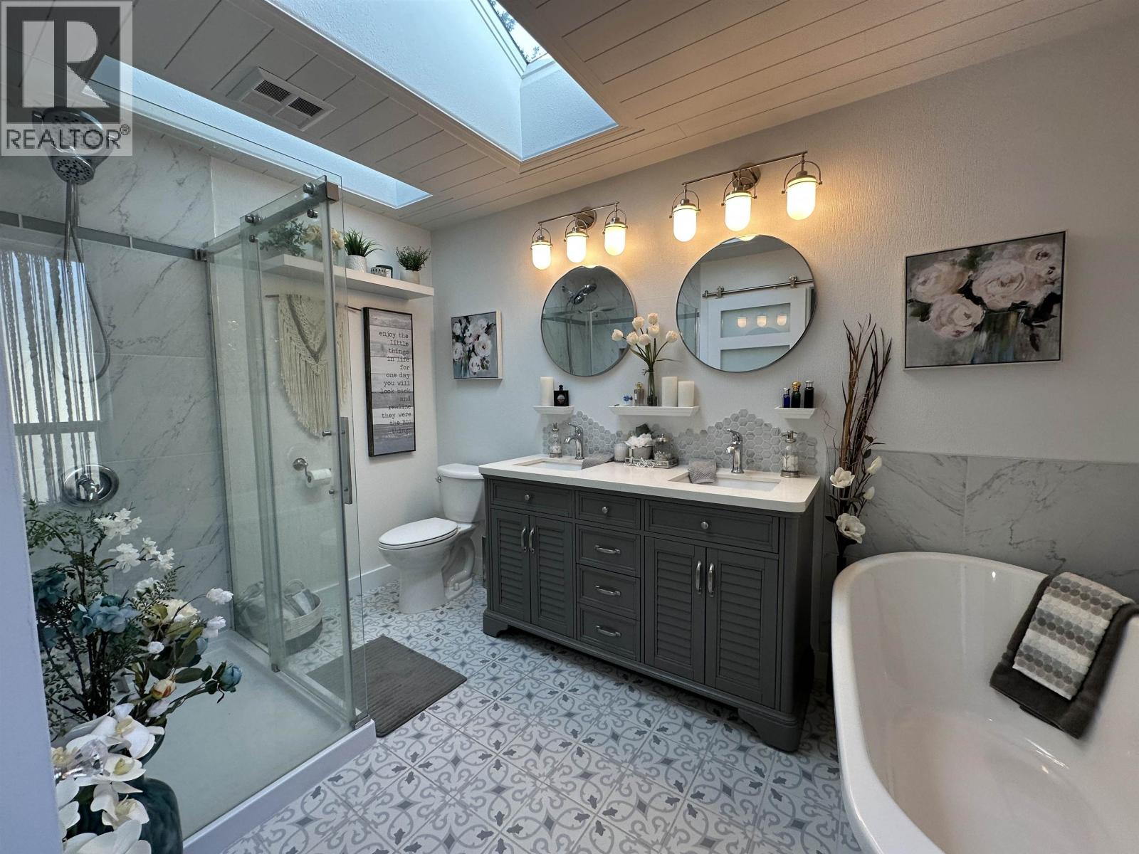 4782 Telqua Drive, 108 Mile Ranch, British Columbia  V0K 2Z0 - Photo 29 - R3050322