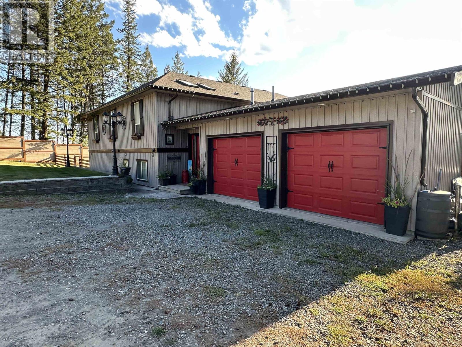 4782 Telqua Drive, 108 Mile Ranch, British Columbia  V0K 2Z0 - Photo 7 - R3050322