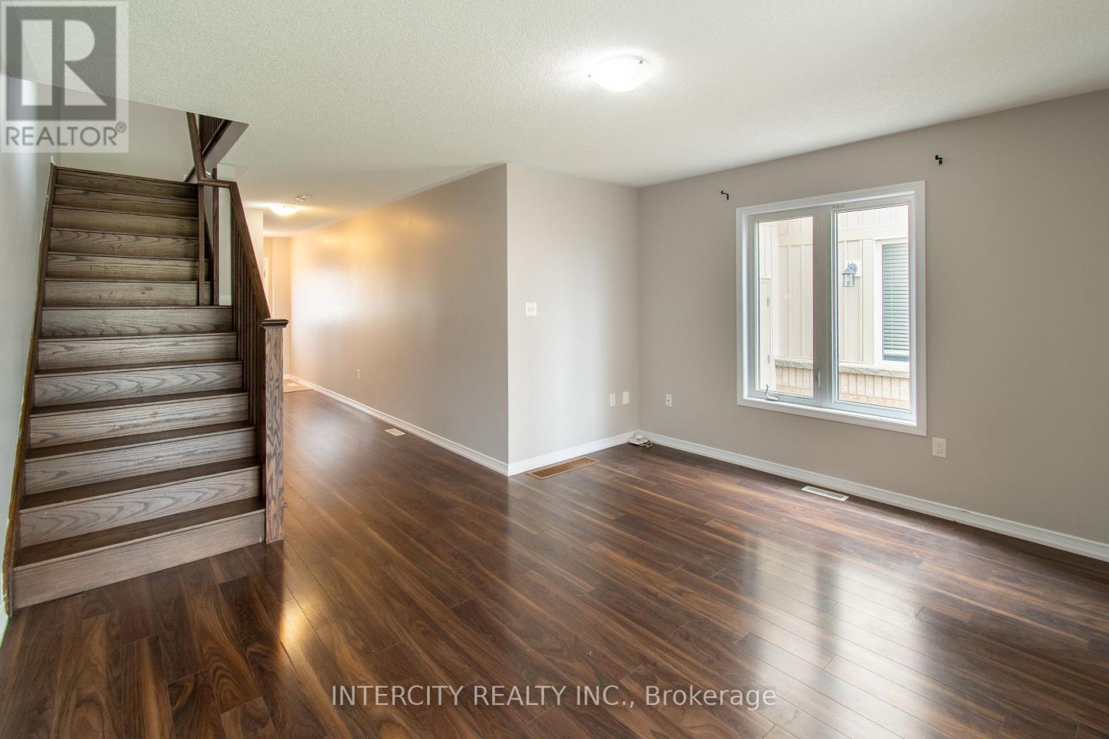 191 Diana Drive, Orillia, Ontario  L3V 8J8 - Photo 5 - S12417300