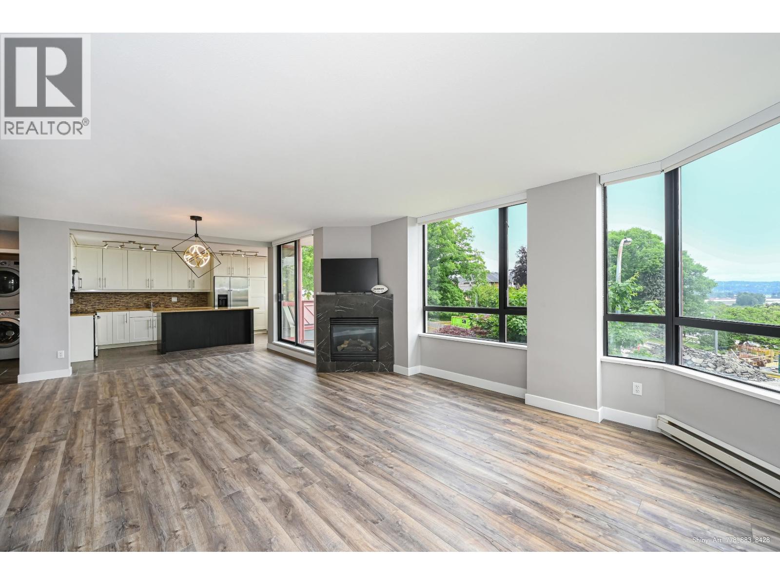 102 38 Leopold Place, New Westminster, British Columbia  V3L 2C6 - Photo 2 - R3050245