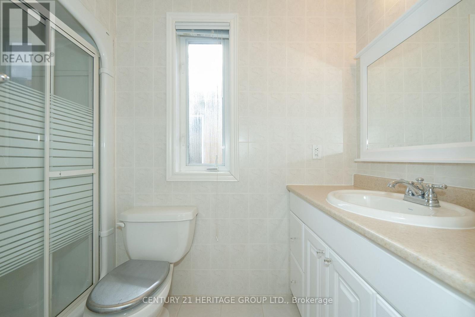 125 Anthony Road, Toronto, Ontario  M3K 1B7 - Photo 23 - W12417320