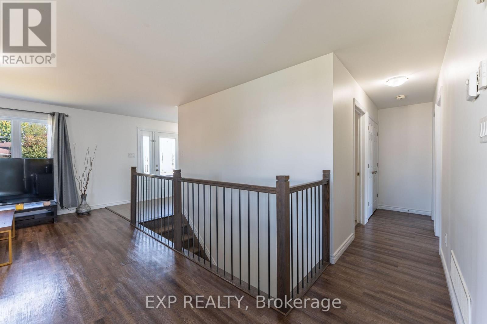11 Place Madeleine Place, The Nation, Ontario  K0C 2B0 - Photo 13 - X12417339