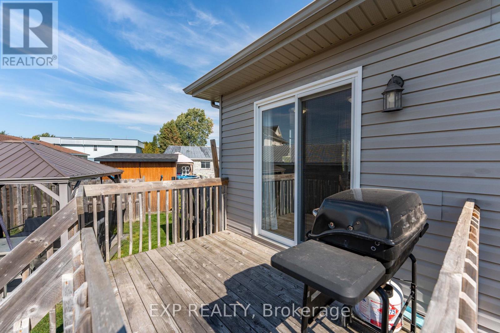11 Place Madeleine Place, The Nation, Ontario  K0C 2B0 - Photo 42 - X12417339