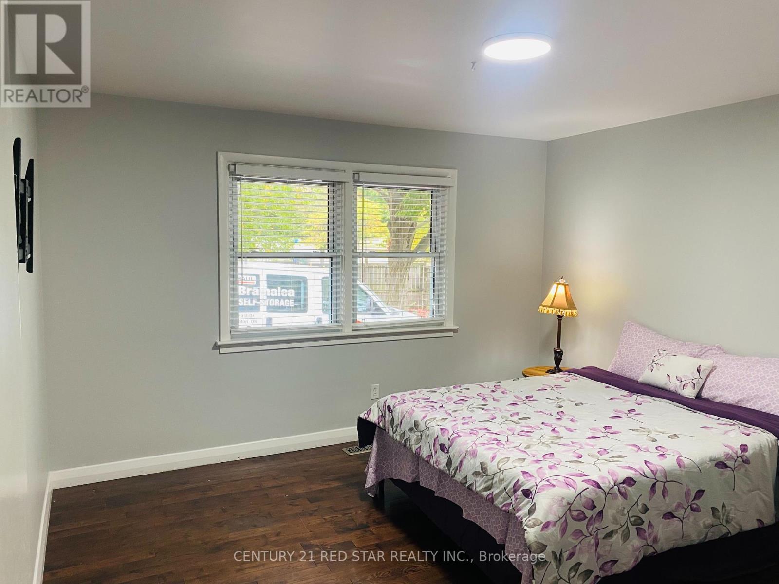 107 Ellis Crescent S, Waterloo, Ontario  N2J 2C1 - Photo 7 - X12389159