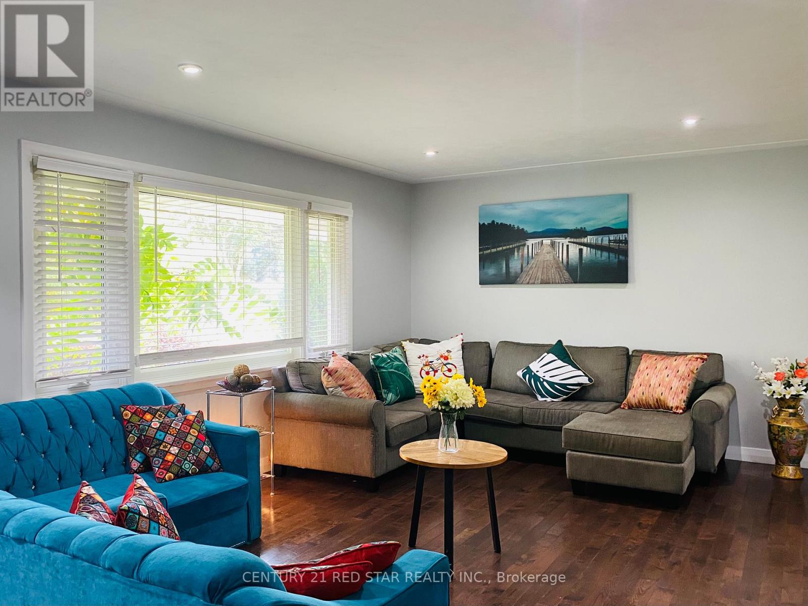 Property at 107 ELLIS CRESCENT S image 2
