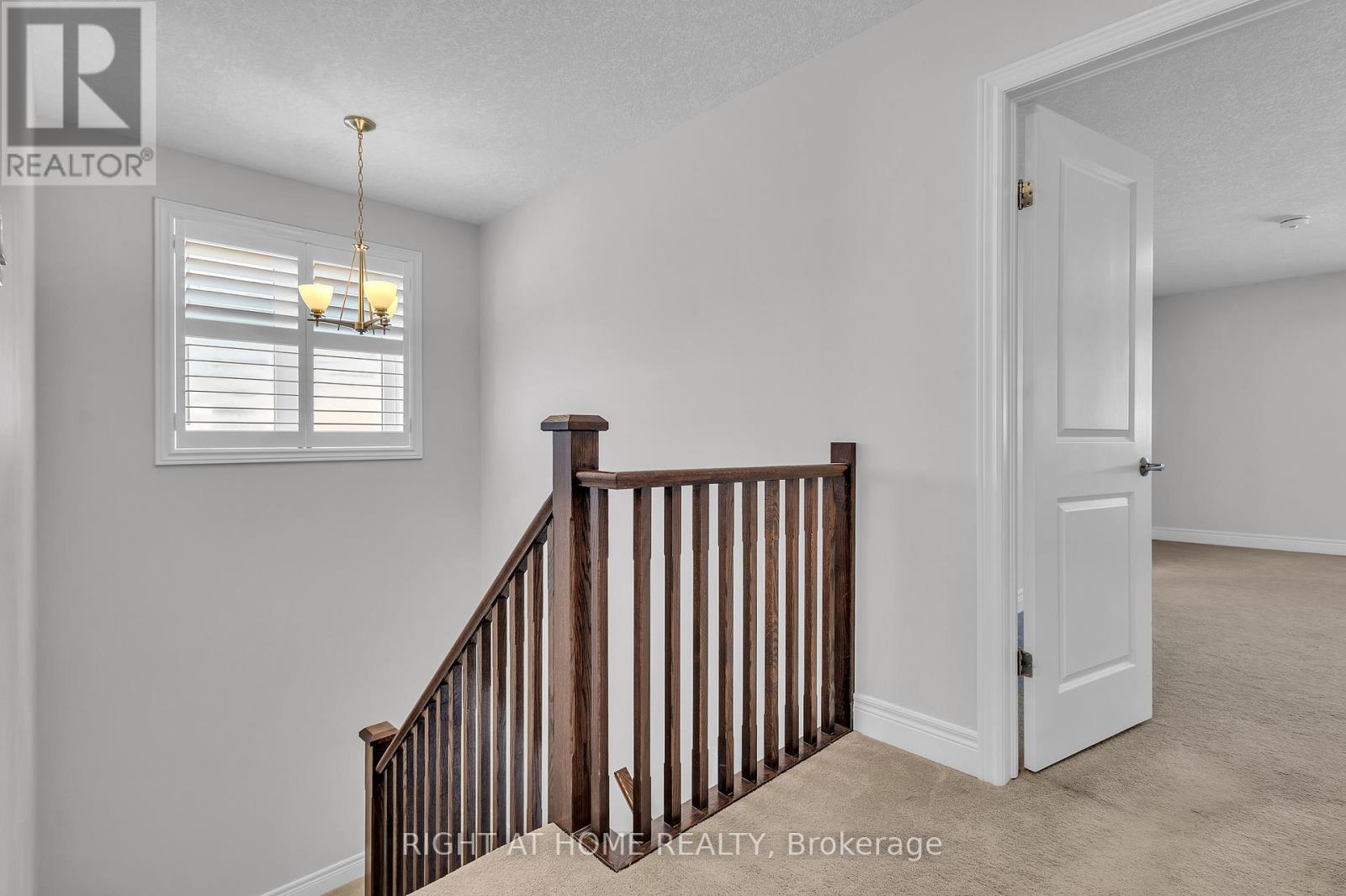 321 Carriage Way, Waterloo, Ontario  N2K 0C2 - Photo 25 - X12417316