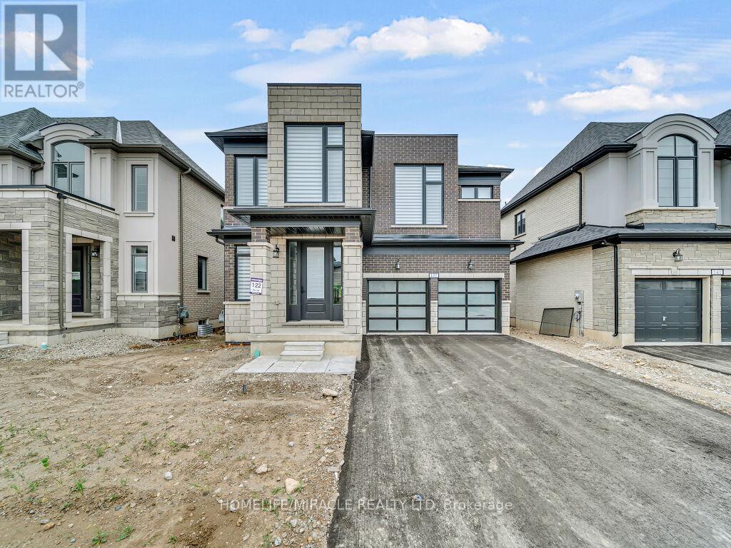 137 HARWOOD AVENUE, Woodstock, Ontario