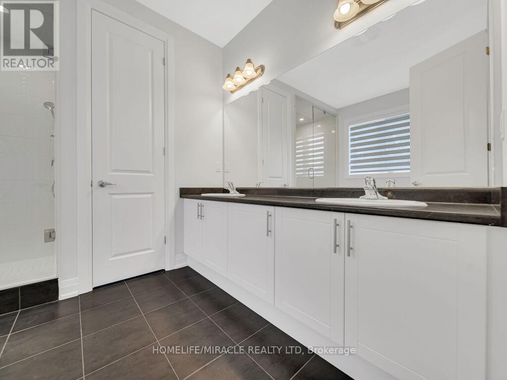 137 Harwood Avenue, Woodstock, Ontario  N4T 0P8 - Photo 26 - X12417321