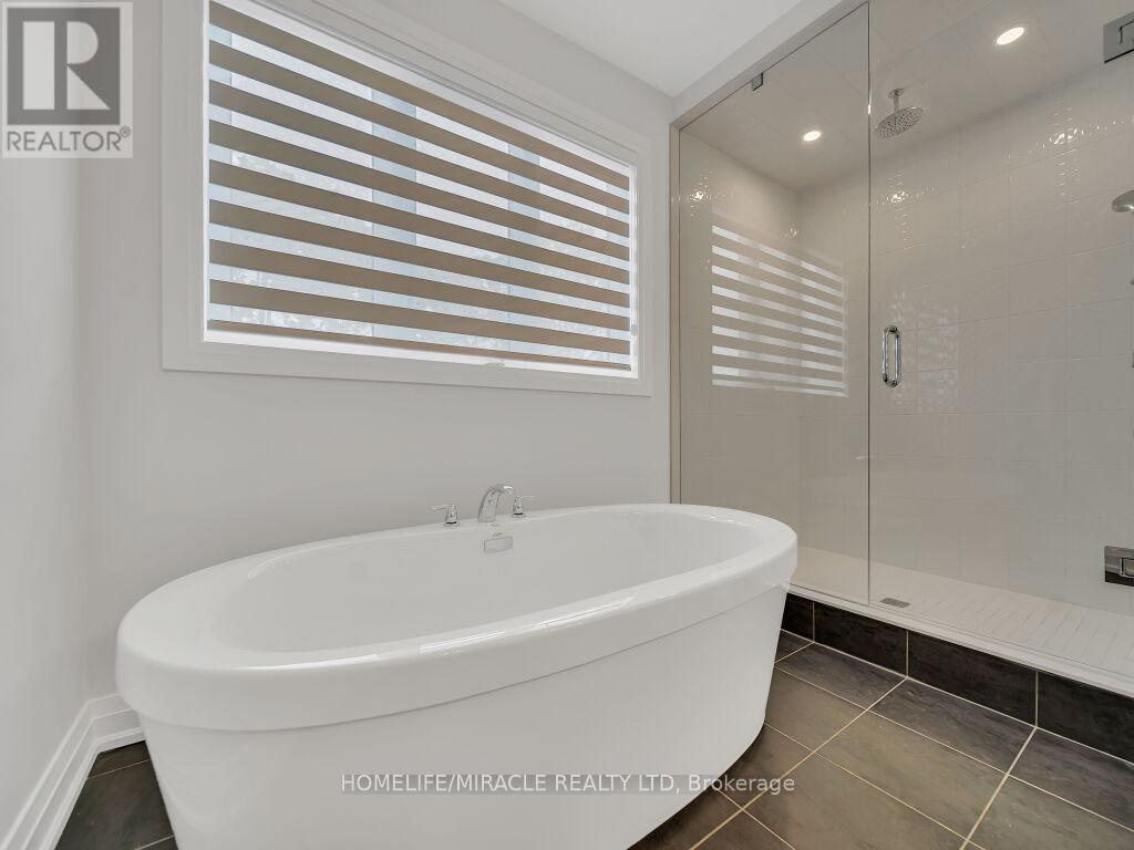 137 Harwood Avenue, Woodstock, Ontario  N4T 0P8 - Photo 27 - X12417321