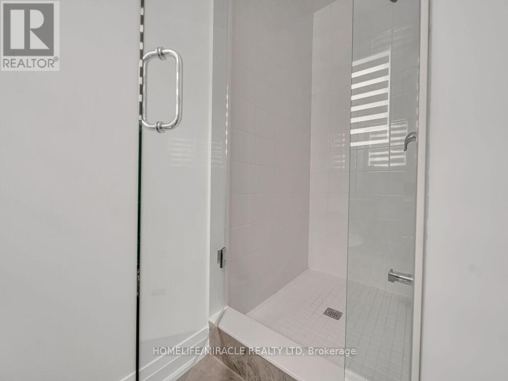 137 Harwood Avenue, Woodstock, Ontario  N4T 0P8 - Photo 30 - X12417321
