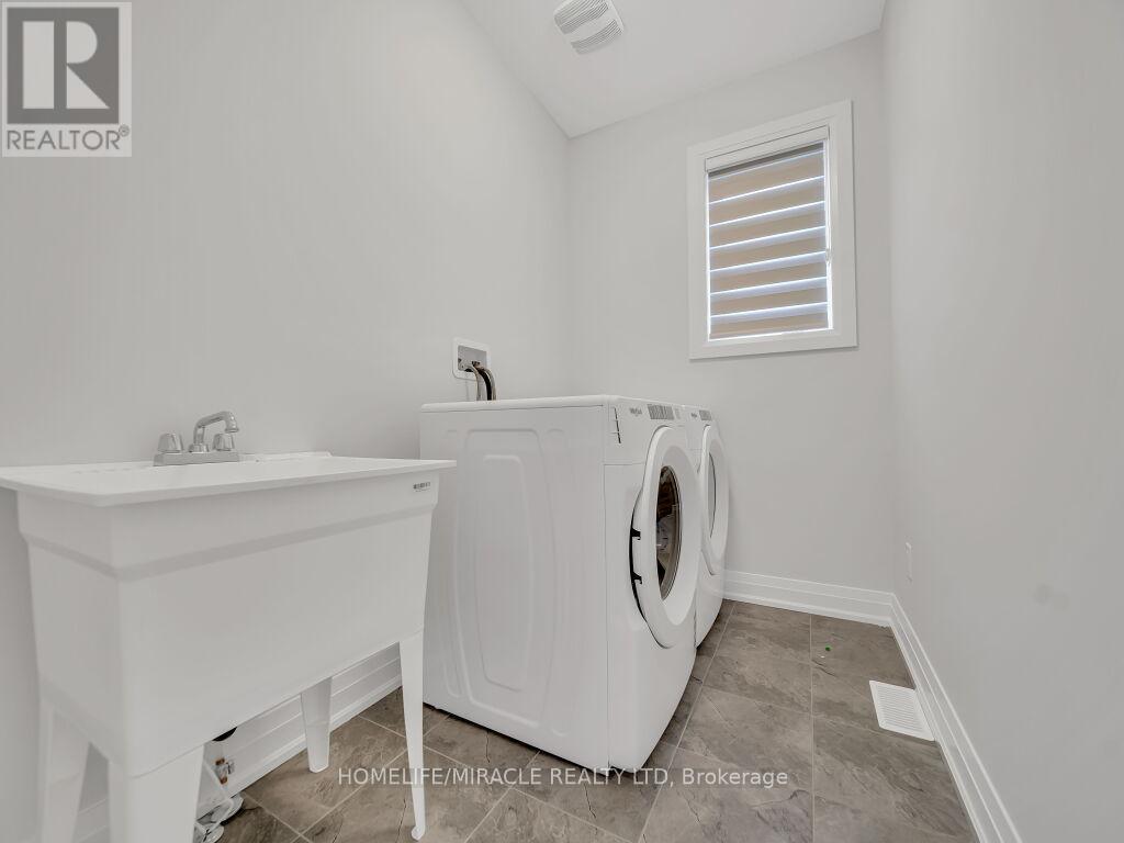 137 Harwood Avenue, Woodstock, Ontario  N4T 0P8 - Photo 36 - X12417321