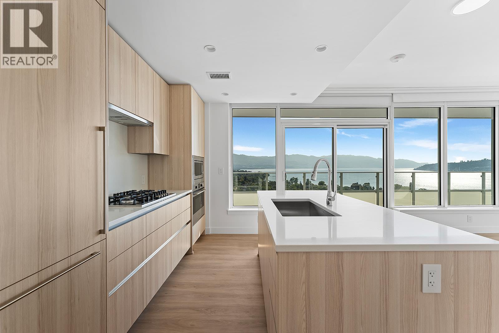 1626 Water Street 2007, Kelowna North, Kelowna  by McFadden Real Estate 1626 Water Street 2007, Kelowna North, Kelowna