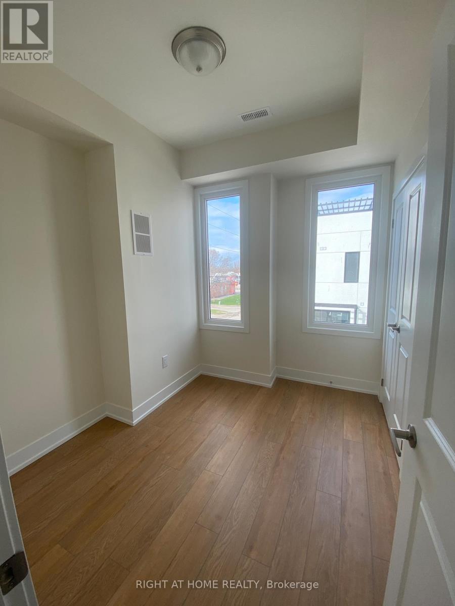 2 Bru-Lor Lane, Orillia, Ontario  L3V 8P4 - Photo 21 - S12417331