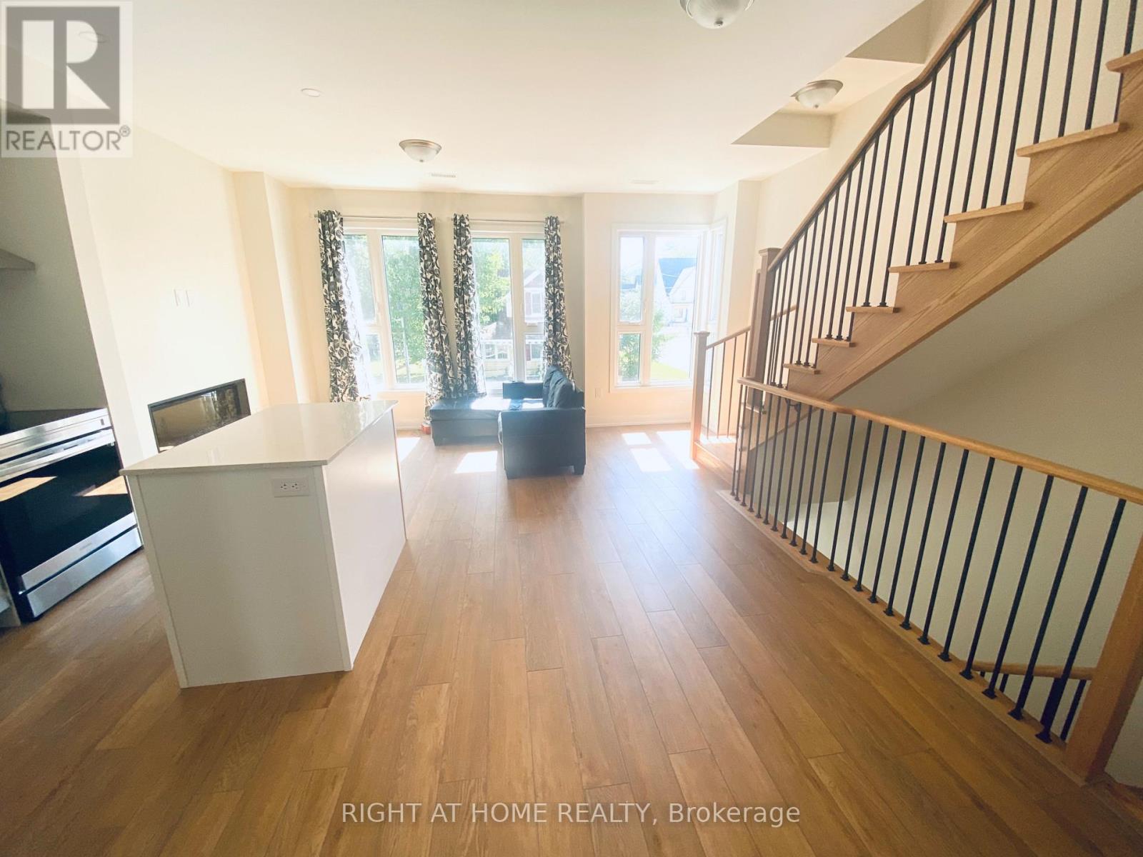 2 Bru-Lor Lane, Orillia, Ontario  L3V 8P4 - Photo 8 - S12417331