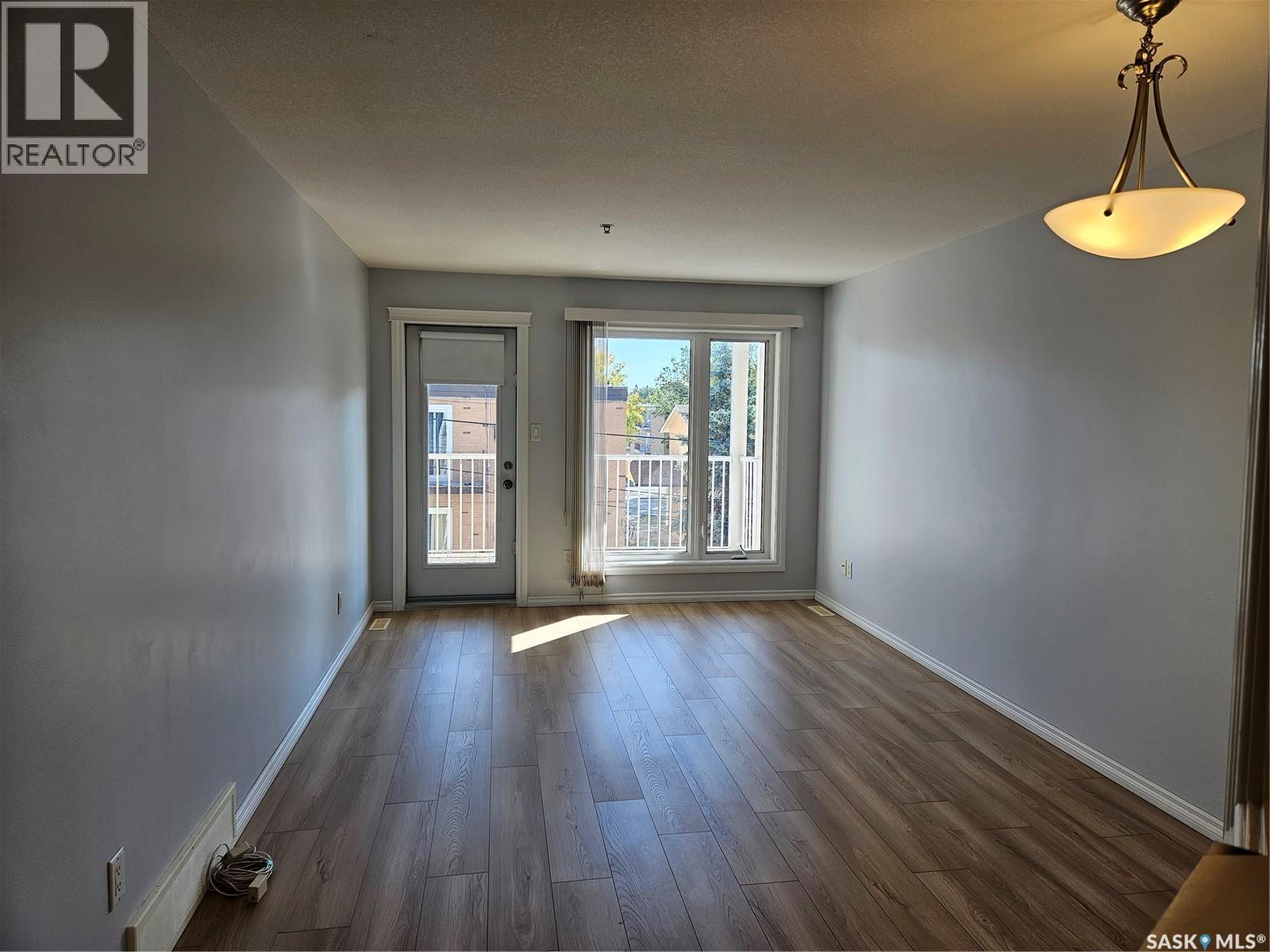 302 3946 Robinson Street, Regina, Saskatchewan  S4S 3C8 - Photo 6 - SK018678
