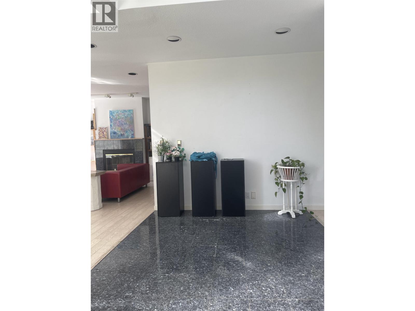757 W 52nd Avenue, Vancouver, British Columbia  V6P 1G5 - Photo 3 - R3006007