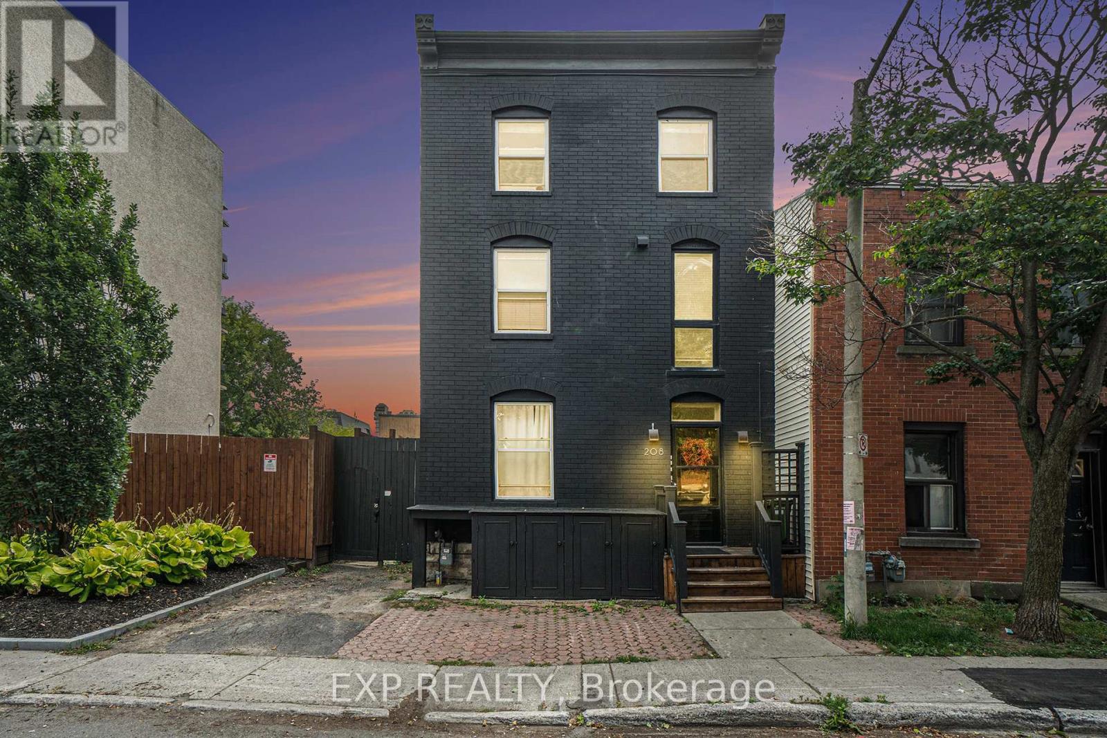 208 CLARENCE STREET, ottawa, Ontario