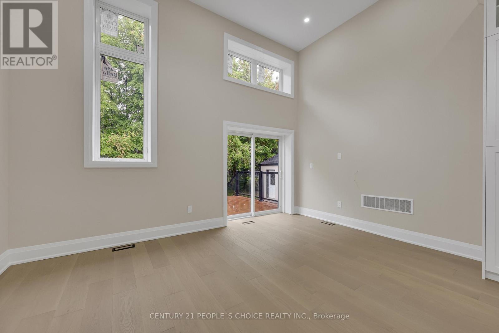 2091 Bridge Road, Oakville, Ontario  L6L 2E8 - Photo 22 - W12305029