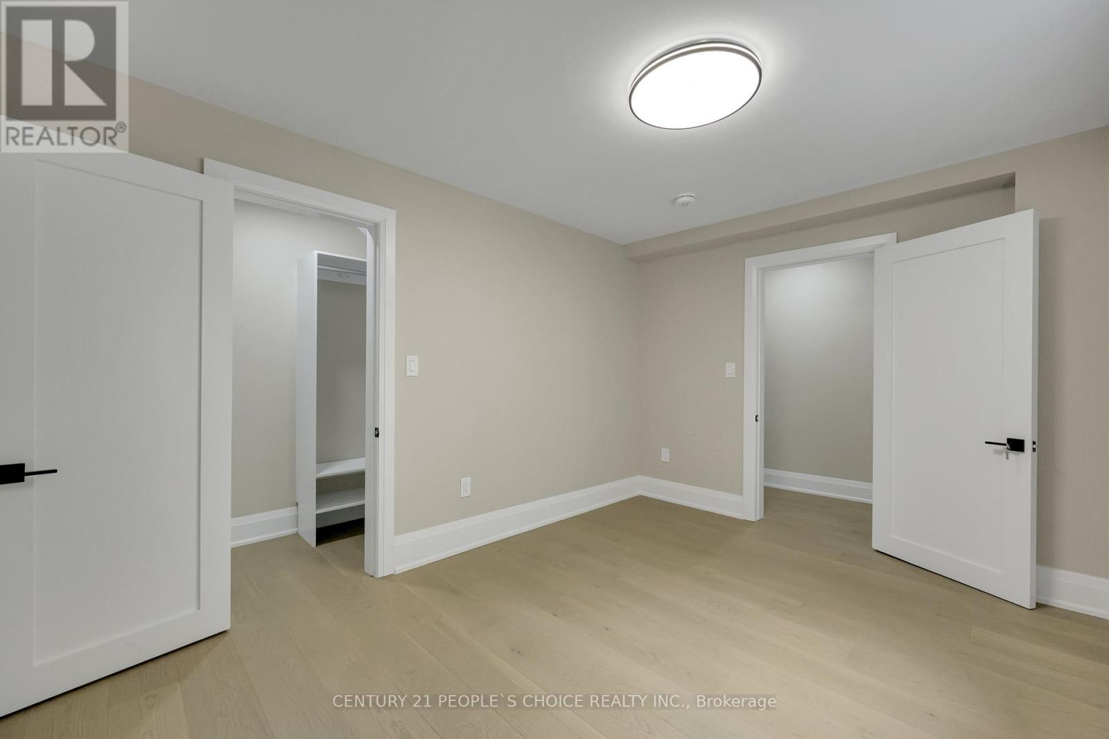 2091 Bridge Road, Oakville, Ontario  L6L 2E8 - Photo 32 - W12305029