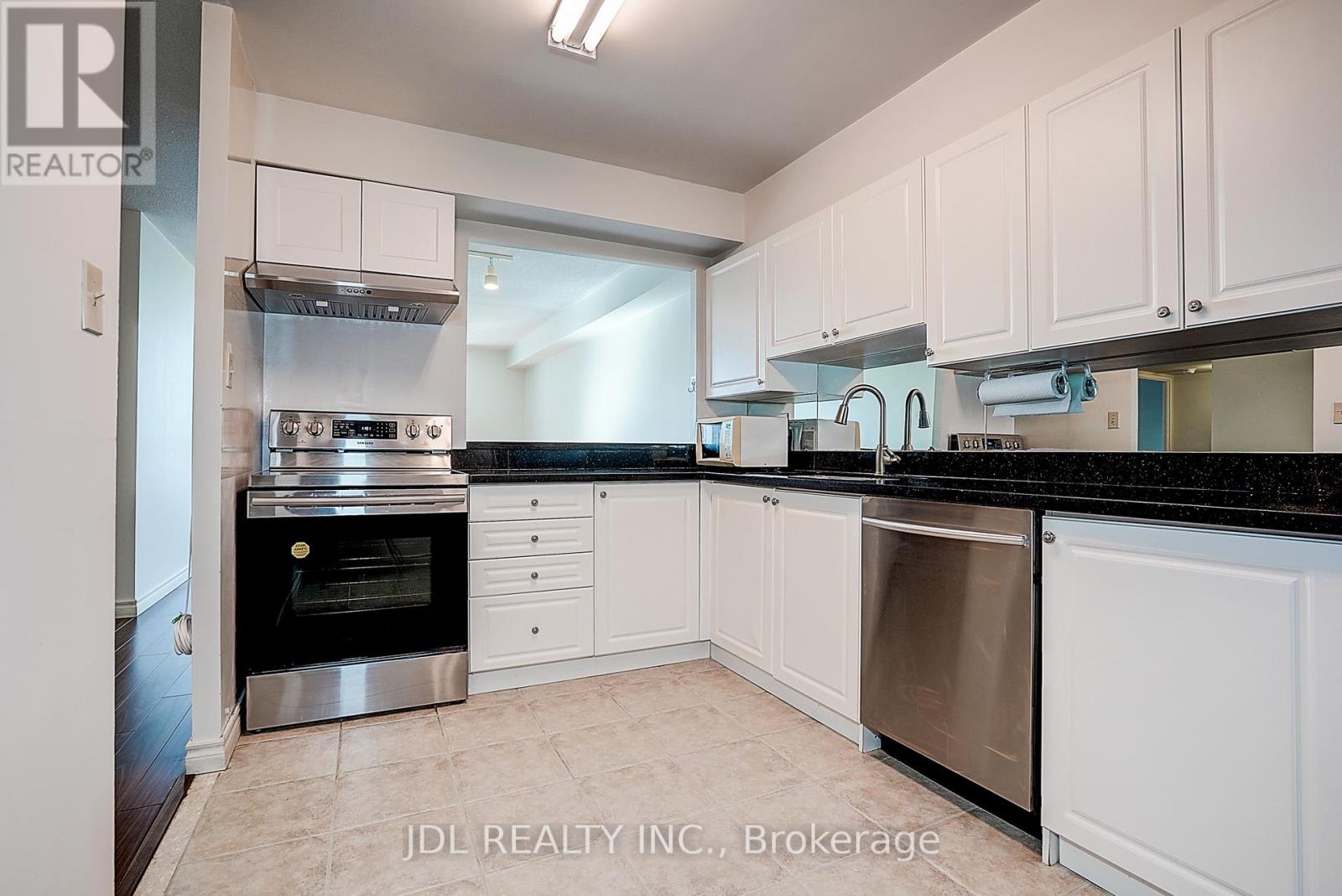 636 - 25 Bamburgh Circle, Toronto (Steeles), Ontario  M1W 3W2 - Photo 10 - E12417342