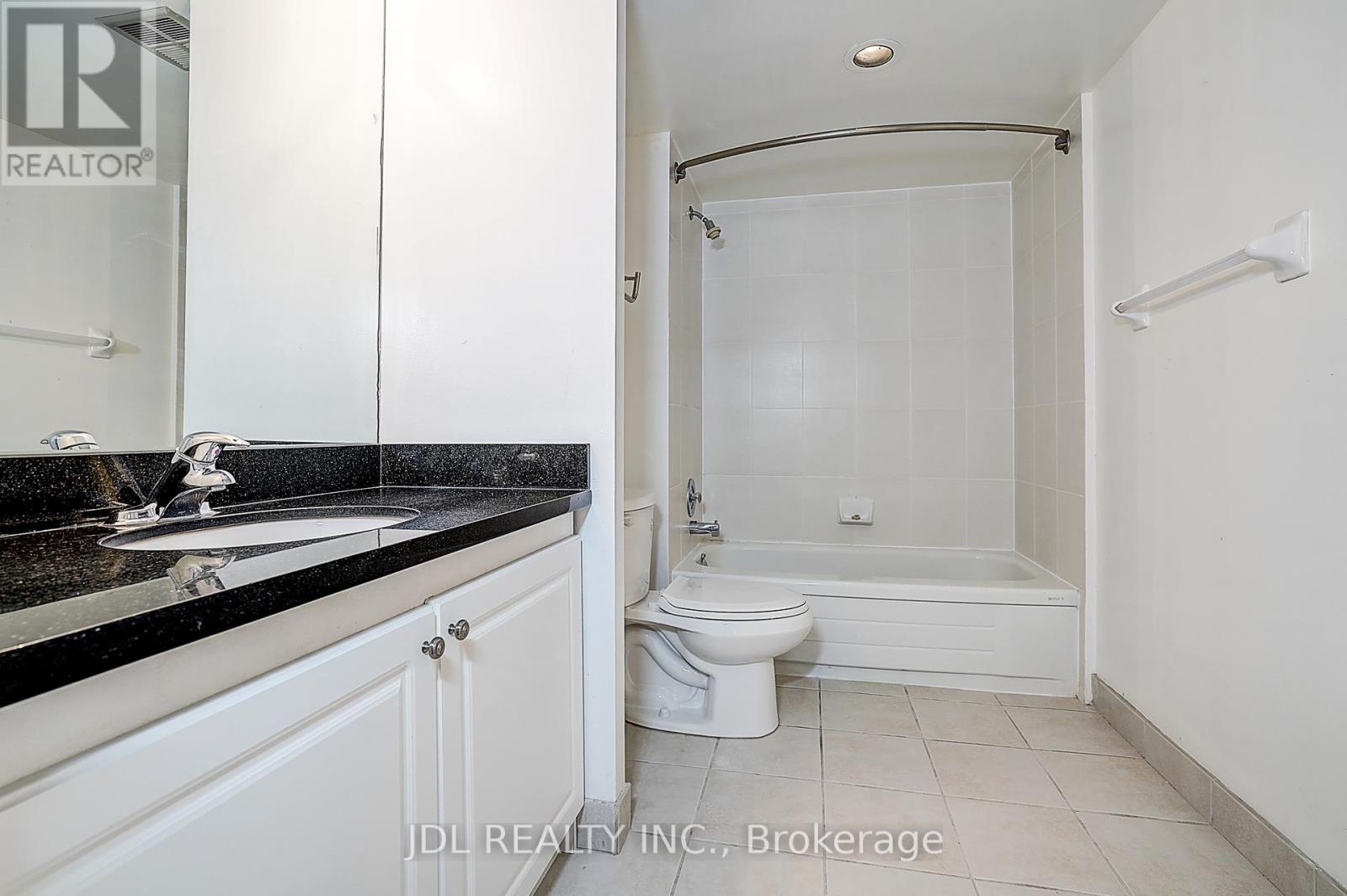 636 - 25 Bamburgh Circle, Toronto (Steeles), Ontario  M1W 3W2 - Photo 14 - E12417342