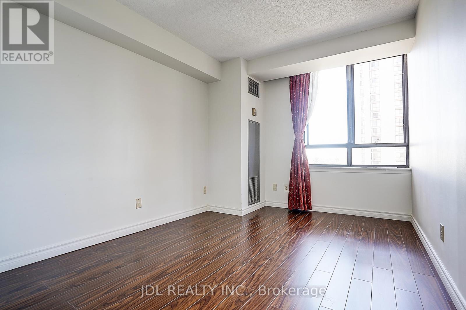 636 - 25 Bamburgh Circle, Toronto (Steeles), Ontario  M1W 3W2 - Photo 16 - E12417342
