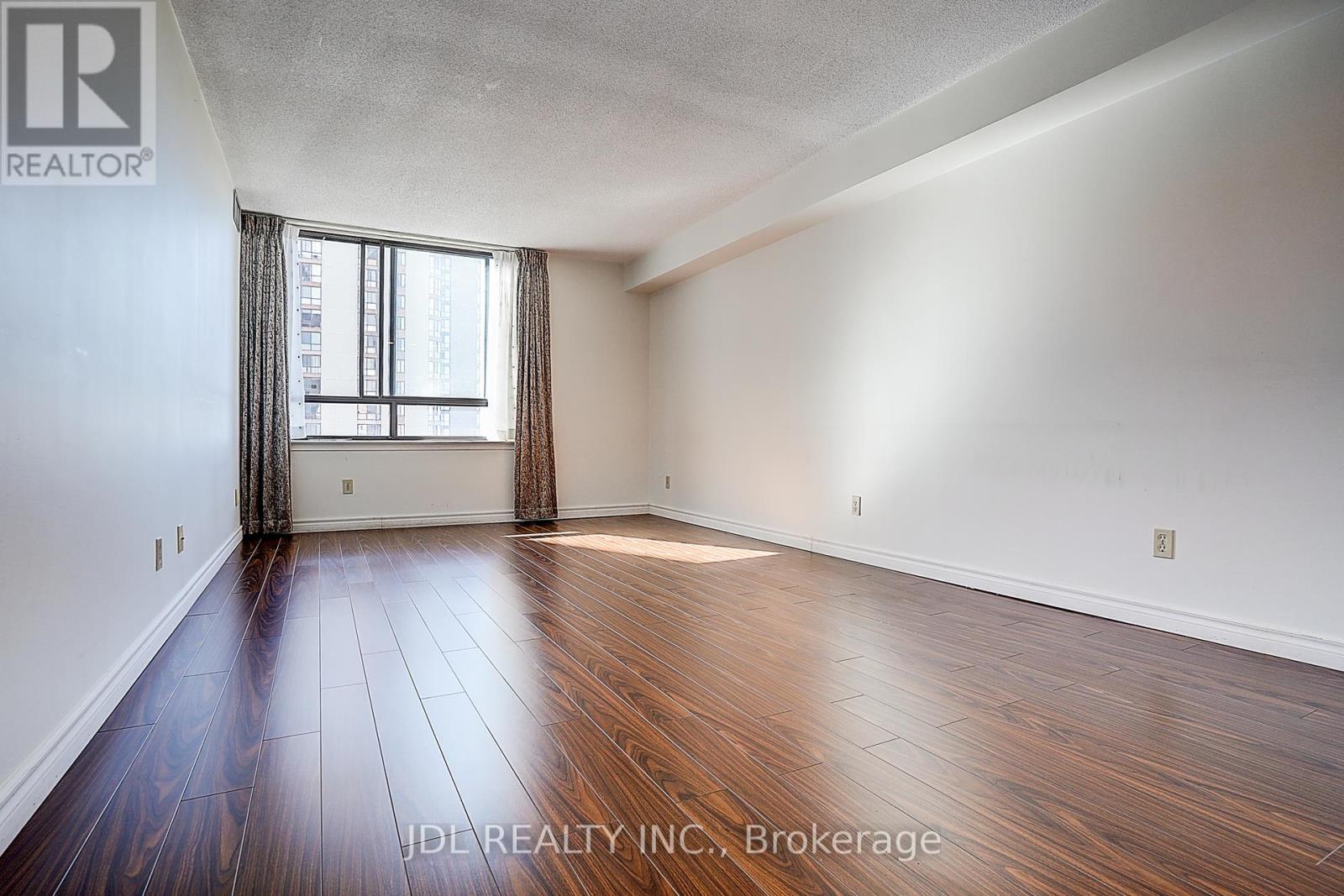 636 - 25 Bamburgh Circle, Toronto (Steeles), Ontario  M1W 3W2 - Photo 7 - E12417342