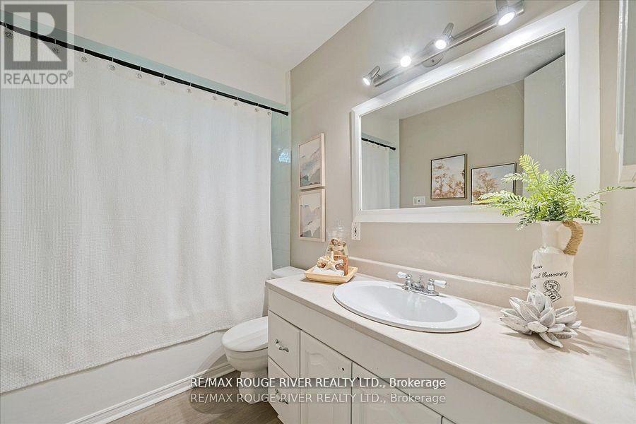 810 Zator Avenue, Pickering, Ontario  L1W 1X9 - Photo 20 - E12417348