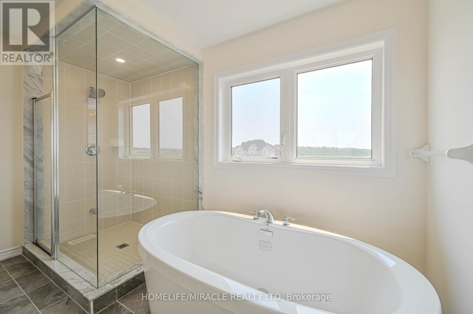 1155 Cole Street, Innisfil, Ontario  L9S 0R3 - Photo 31 - N12417340