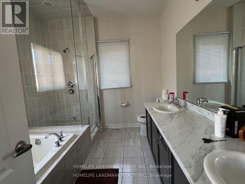 15 Schurman Street, Aurora, Ontario  L4G 1C9 - Photo 17 - N12417379