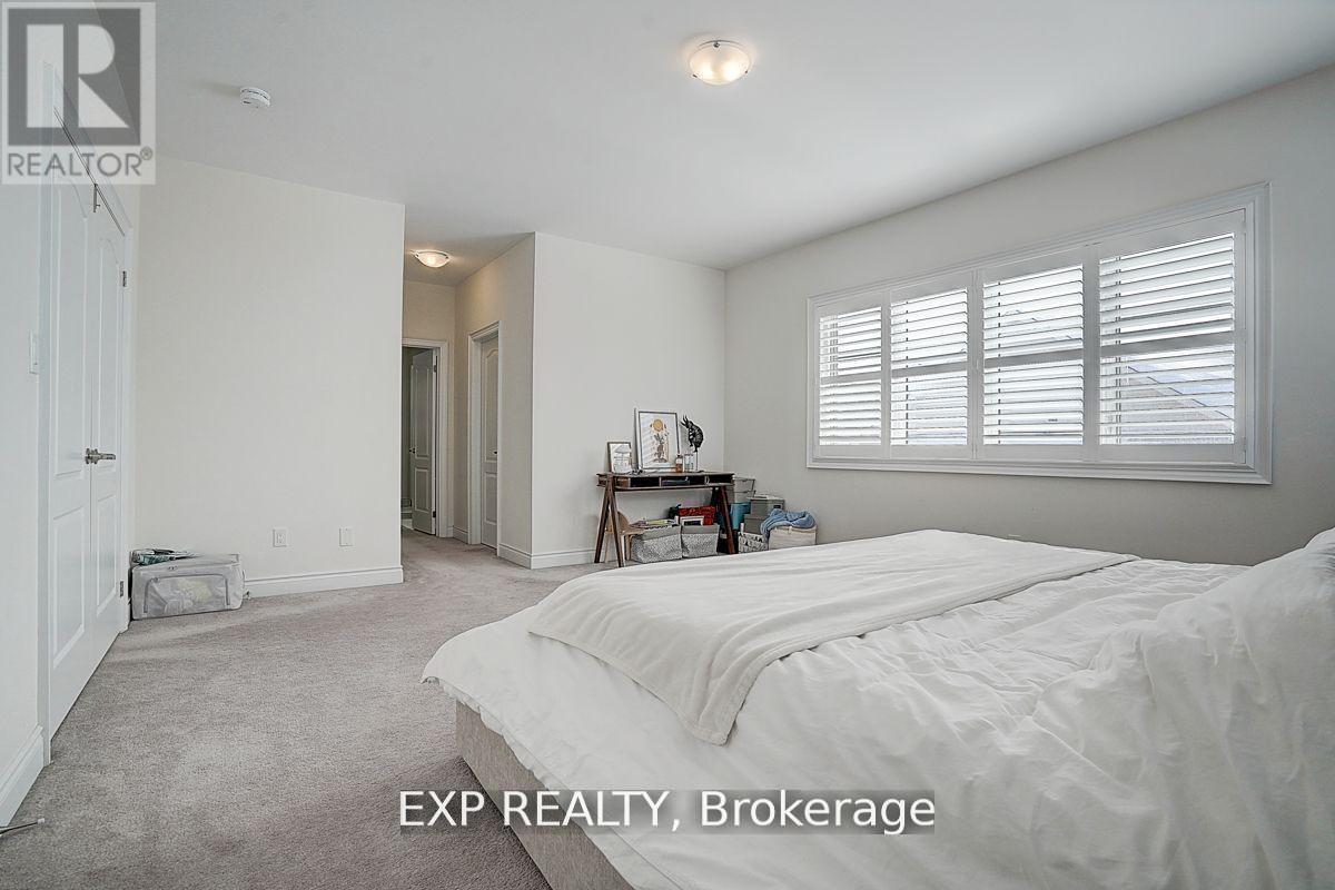 41 Walter Tunny Crescent, East Gwillimbury, Ontario  L9N 0R4 - Photo 25 - N12417380