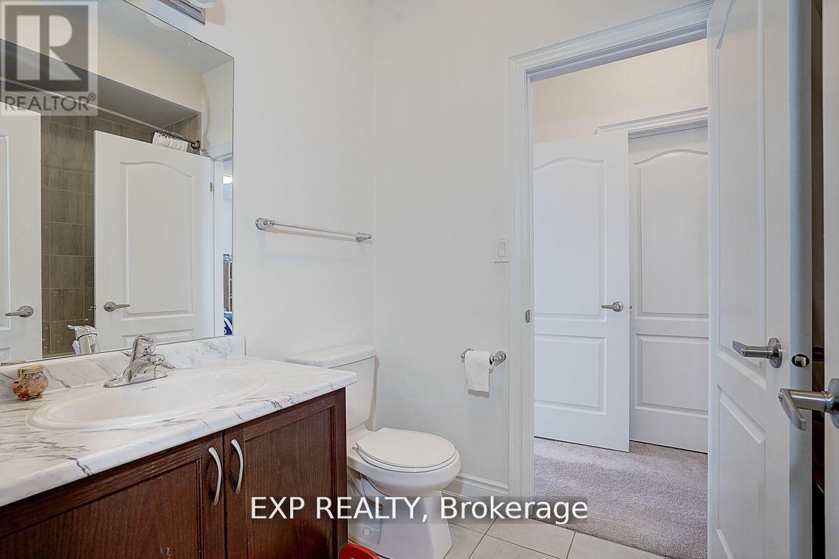 41 Walter Tunny Crescent, East Gwillimbury, Ontario  L9N 0R4 - Photo 31 - N12417380