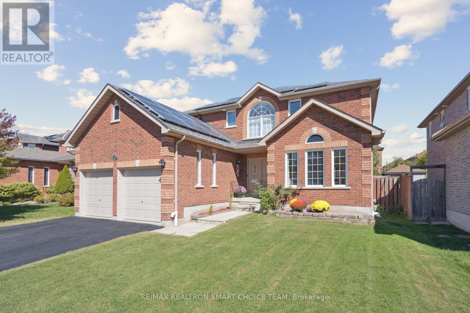 117 Miller Drive, Barrie, Ontario  L4N 9X2 - Photo 2 - S12417343