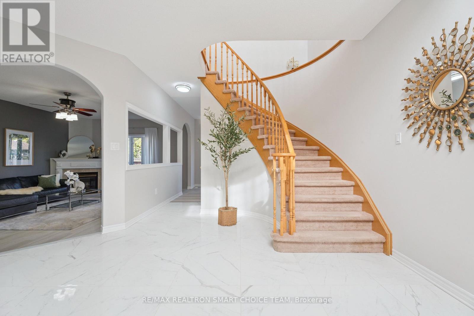 117 Miller Drive, Barrie, Ontario  L4N 9X2 - Photo 4 - S12417343
