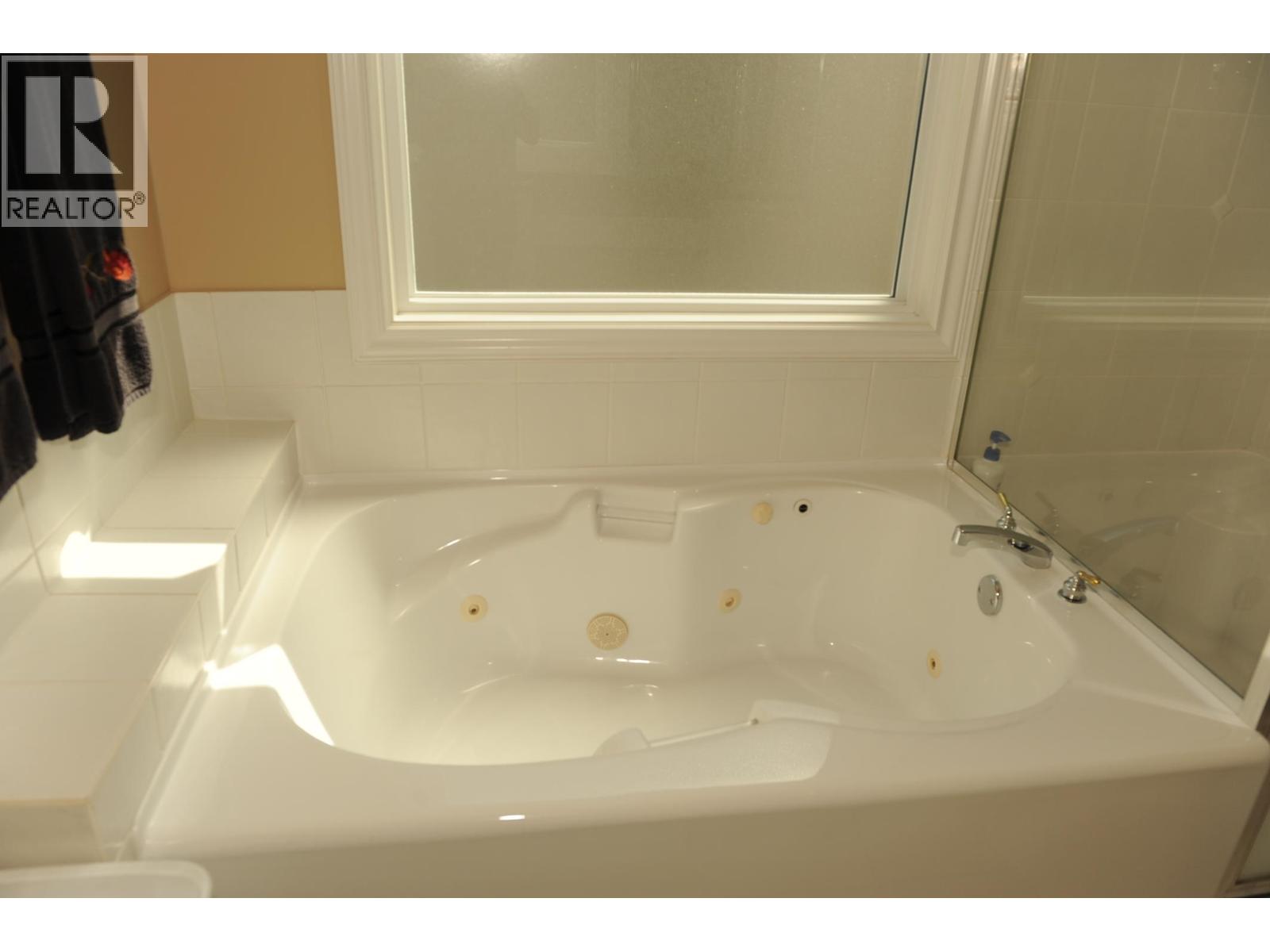 143 19639 Meadow Gardens Way, Pitt Meadows, British Columbia  V3Y 2T5 - Photo 23 - R3048362