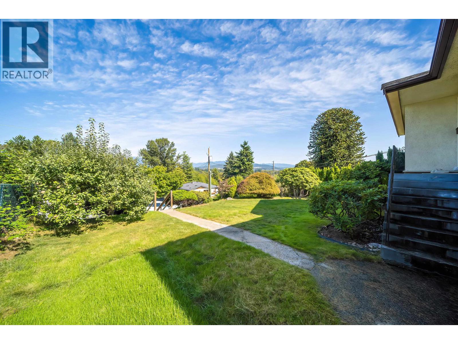 5130 Buxton Street, Burnaby, British Columbia  V5H 1J8 - Photo 8 - R3045025
