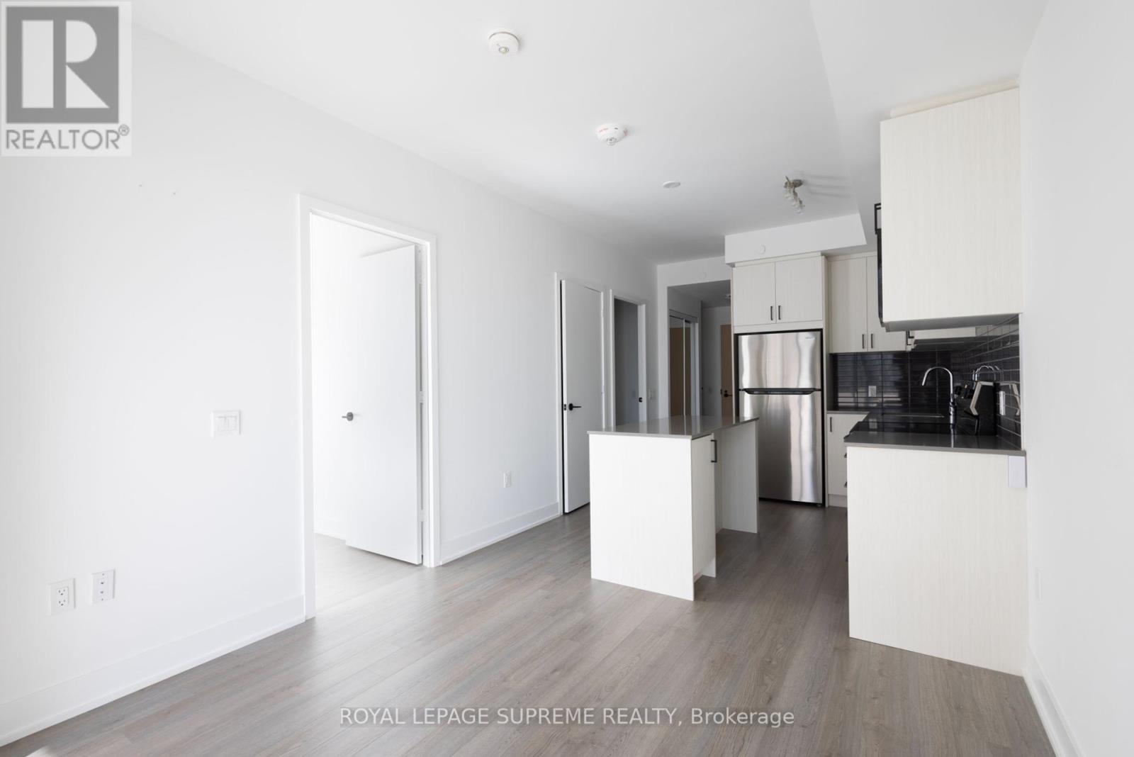 618 - 60 George Butchart Drive, Toronto, Ontario  M3K 0E1 - Photo 4 - W12417344