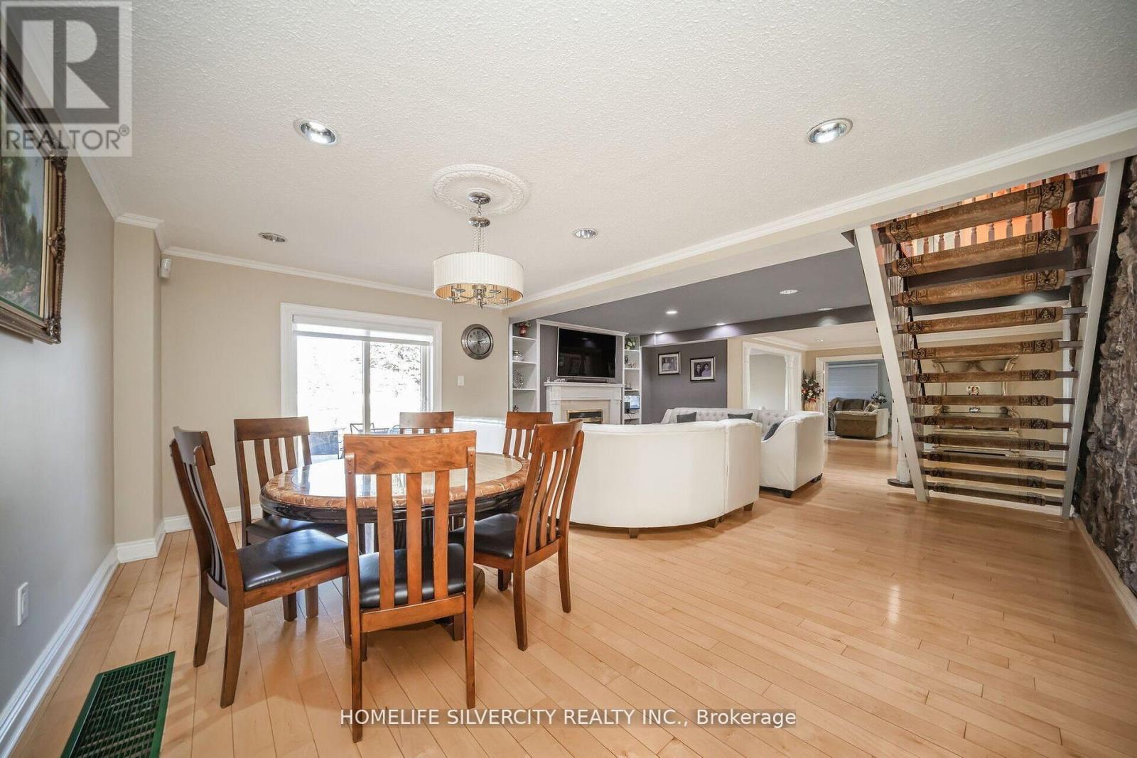 8409 Fifth Line, Halton Hills, Ontario  L7G 4S6 - Photo 14 - W12417375