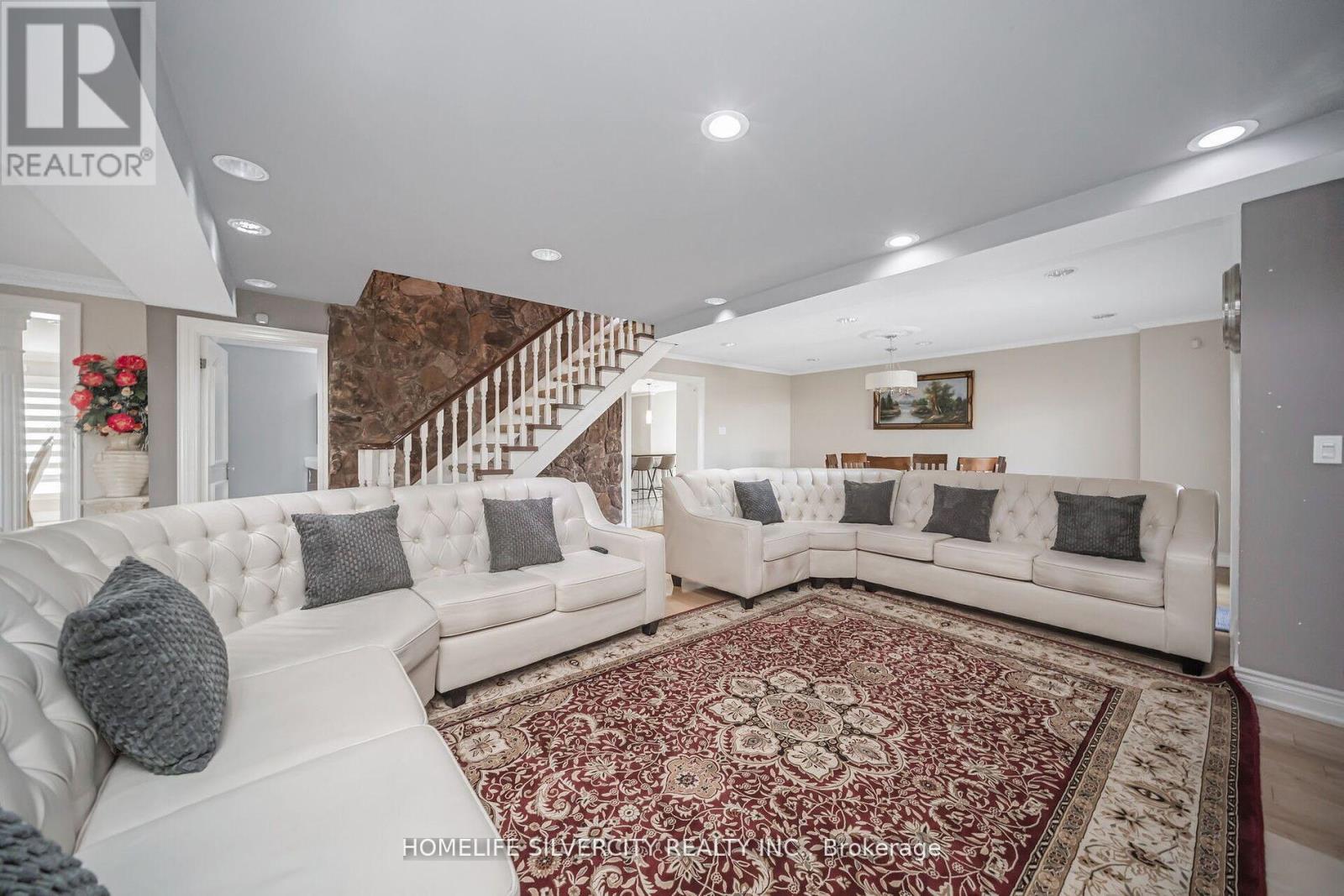 8409 Fifth Line, Halton Hills, Ontario  L7G 4S6 - Photo 16 - W12417375