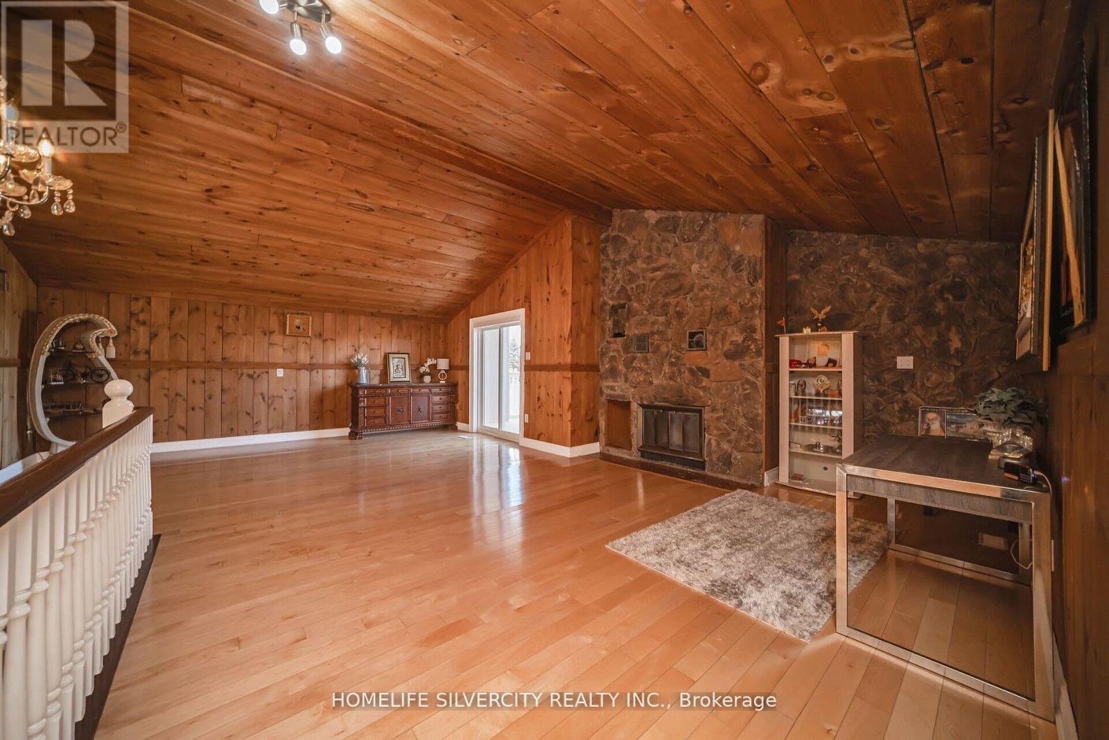 8409 Fifth Line, Halton Hills, Ontario  L7G 4S6 - Photo 24 - W12417375