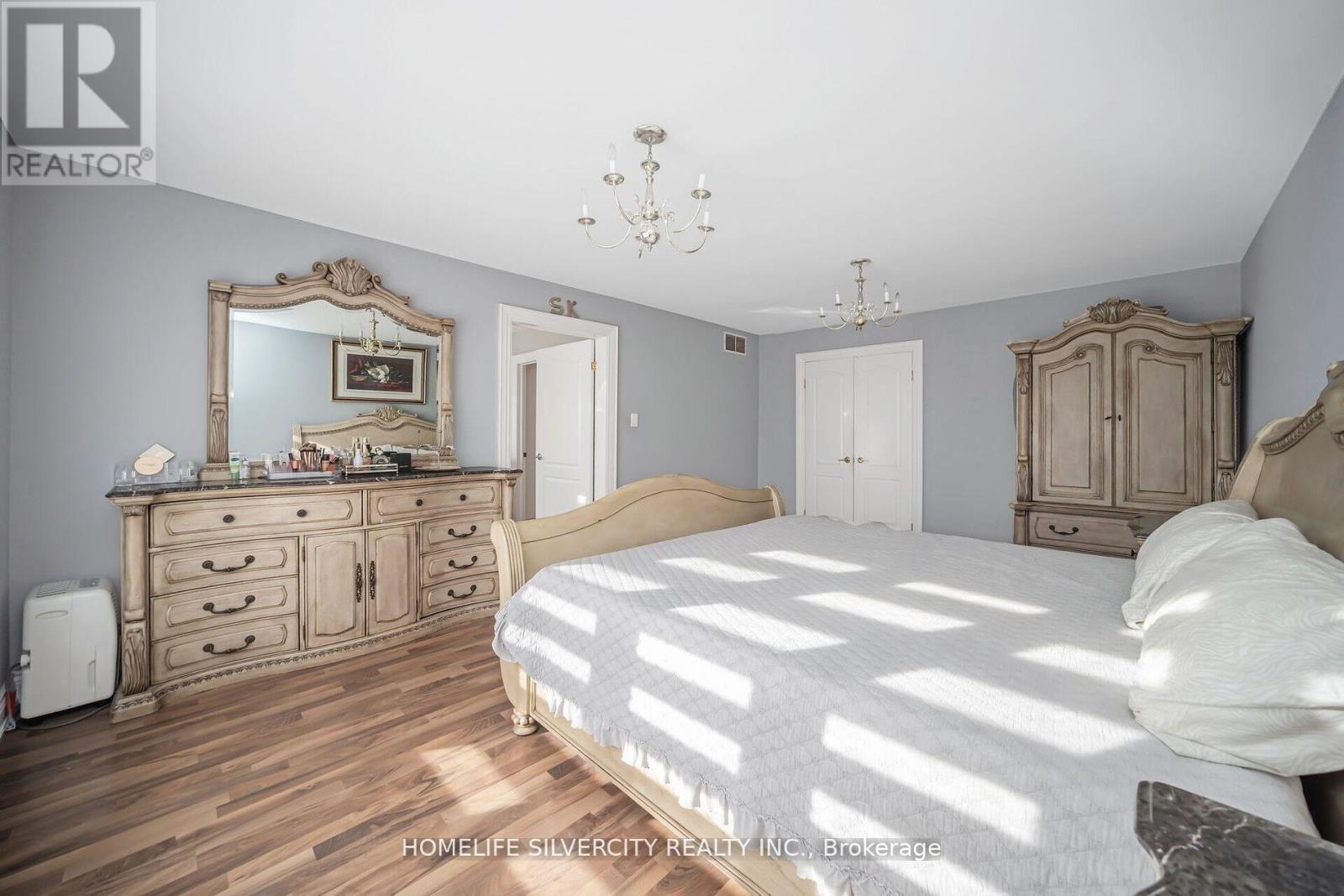 8409 Fifth Line, Halton Hills, Ontario  L7G 4S6 - Photo 30 - W12417375