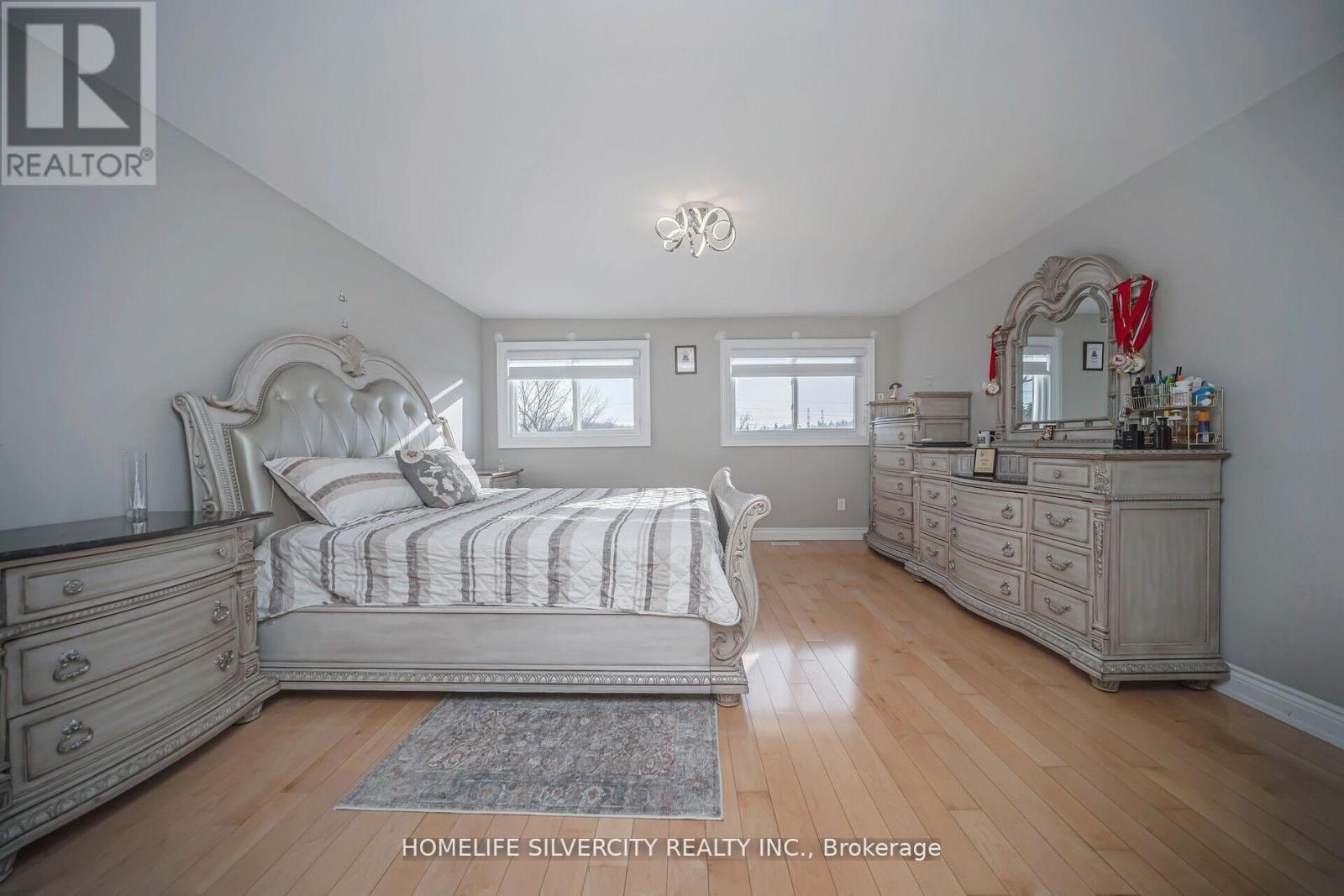 8409 Fifth Line, Halton Hills, Ontario  L7G 4S6 - Photo 36 - W12417375