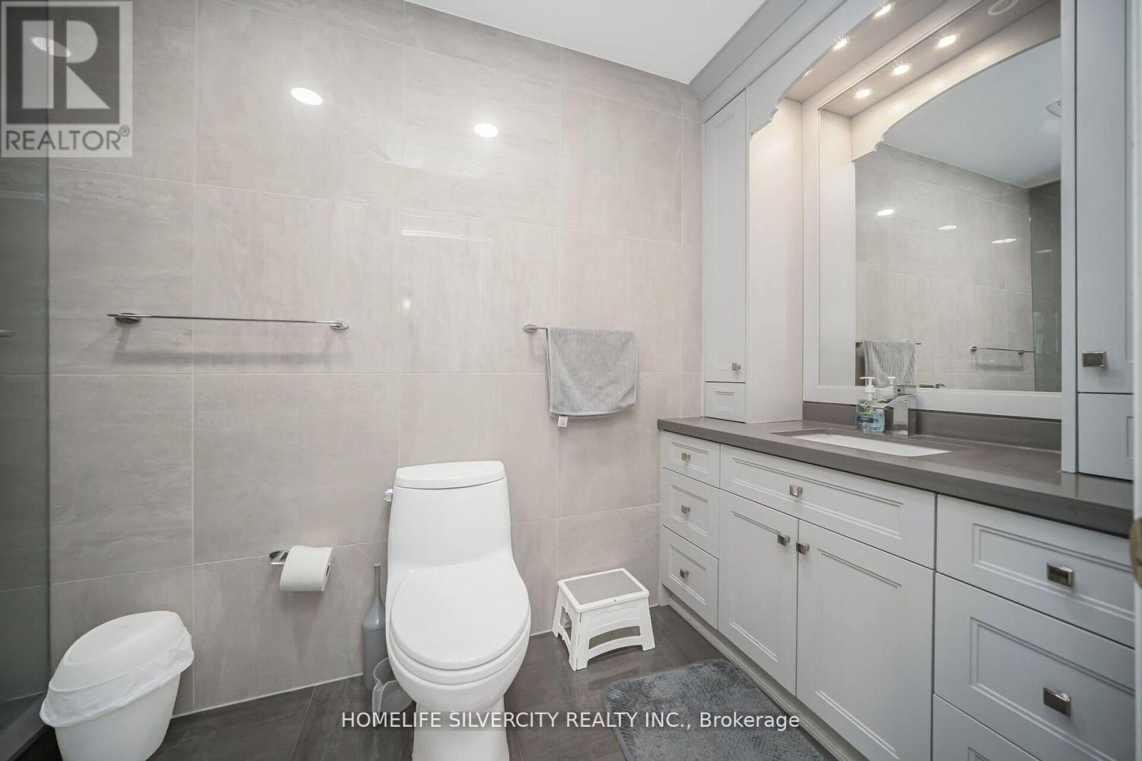 8409 Fifth Line, Halton Hills, Ontario  L7G 4S6 - Photo 37 - W12417375
