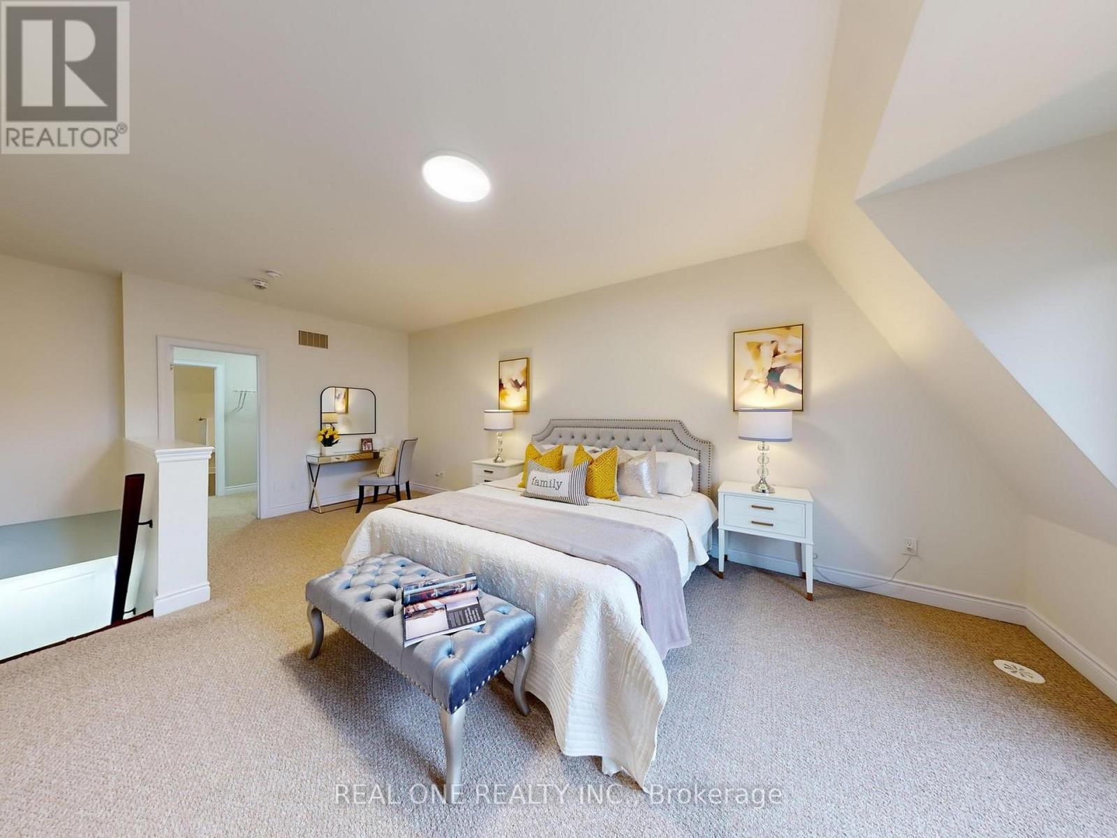 2161 Lillykin Street, Oakville, Ontario  L6H 0N2 - Photo 27 - W12417384