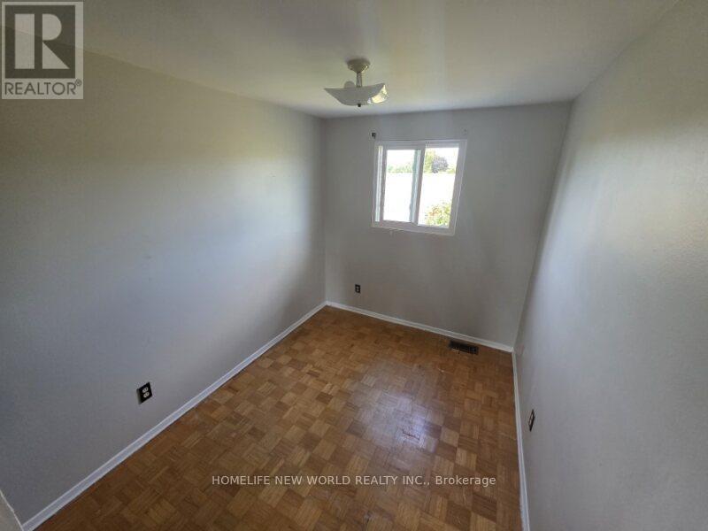 28 - 131 Rockwood Avenue, St. Catharines, Ontario  L2P 3K4 - Photo 4 - X12417364