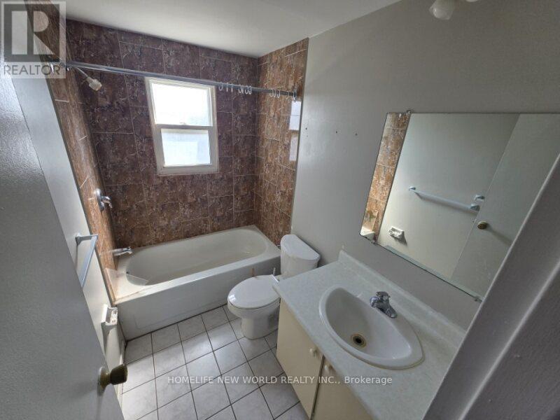 28 - 131 Rockwood Avenue, St. Catharines, Ontario  L2P 3K4 - Photo 6 - X12417364
