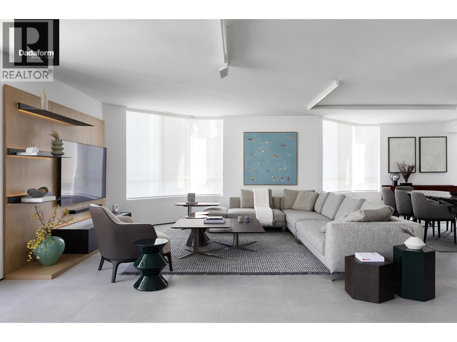 02 738 BROUGHTON STREET, Vancouver, British Columbia