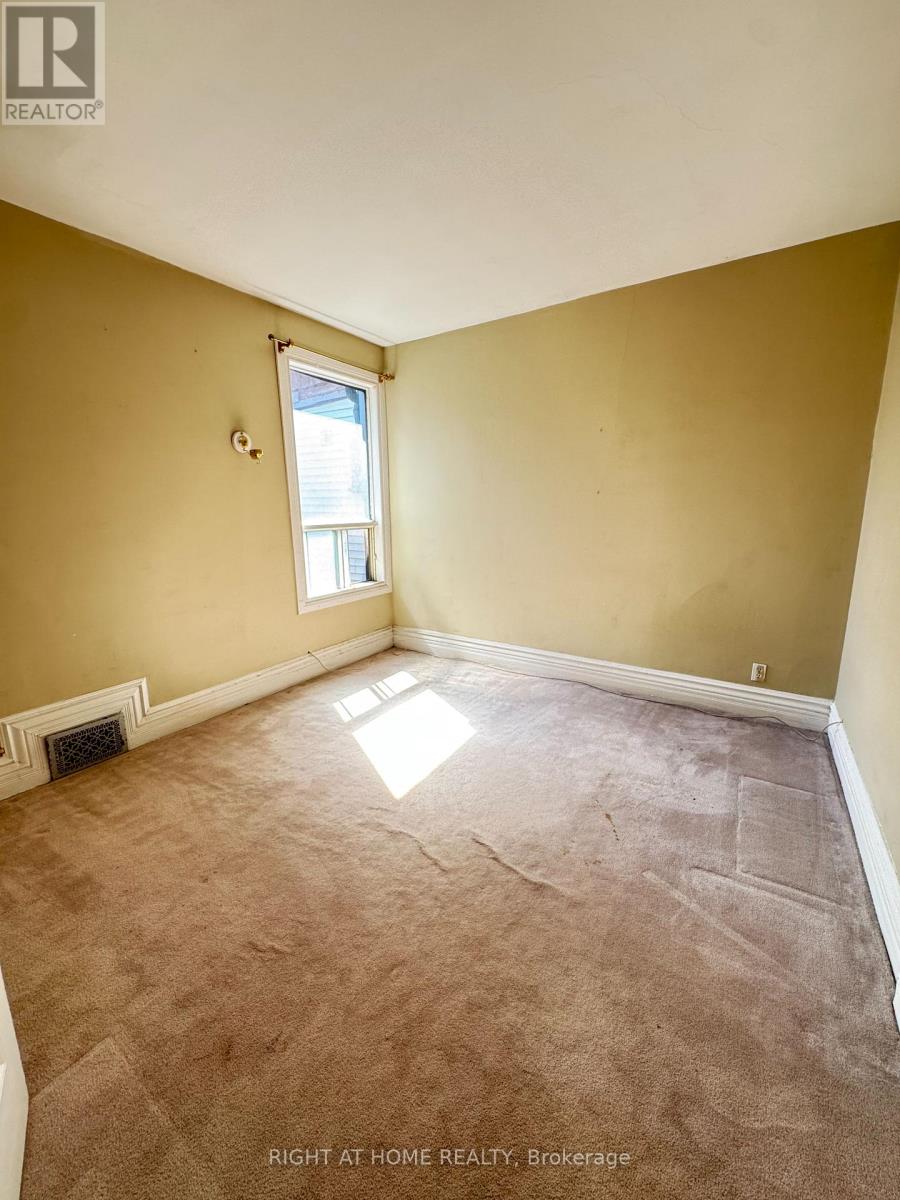 755 Gerrard Street E, Toronto, Ontario  M4M 1Y5 - Photo 13 - E12417390