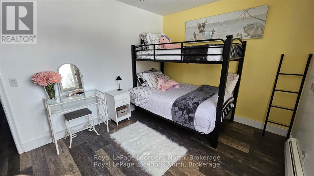 128 Montgomery Street, Meaford, Ontario  N4L 1C4 - Photo 27 - X12405024