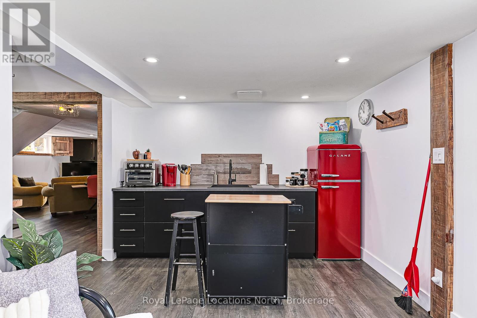 128 Montgomery Street, Meaford, Ontario  N4L 1C4 - Photo 42 - X12405024
